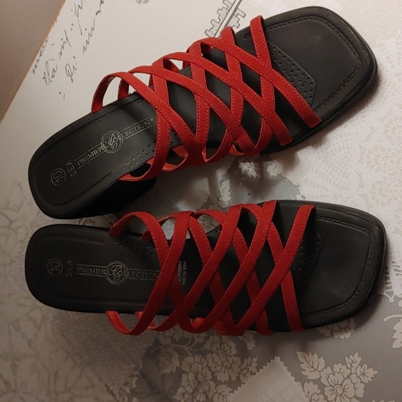 Premiere Collection Strappy 3" Wedge Sandals - Picture 3 of 5